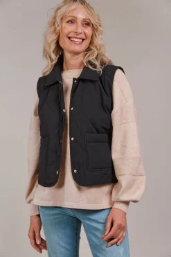 Argo Crop Vest - Black