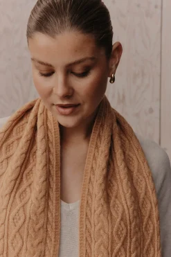 Argo Scarf - Hazel