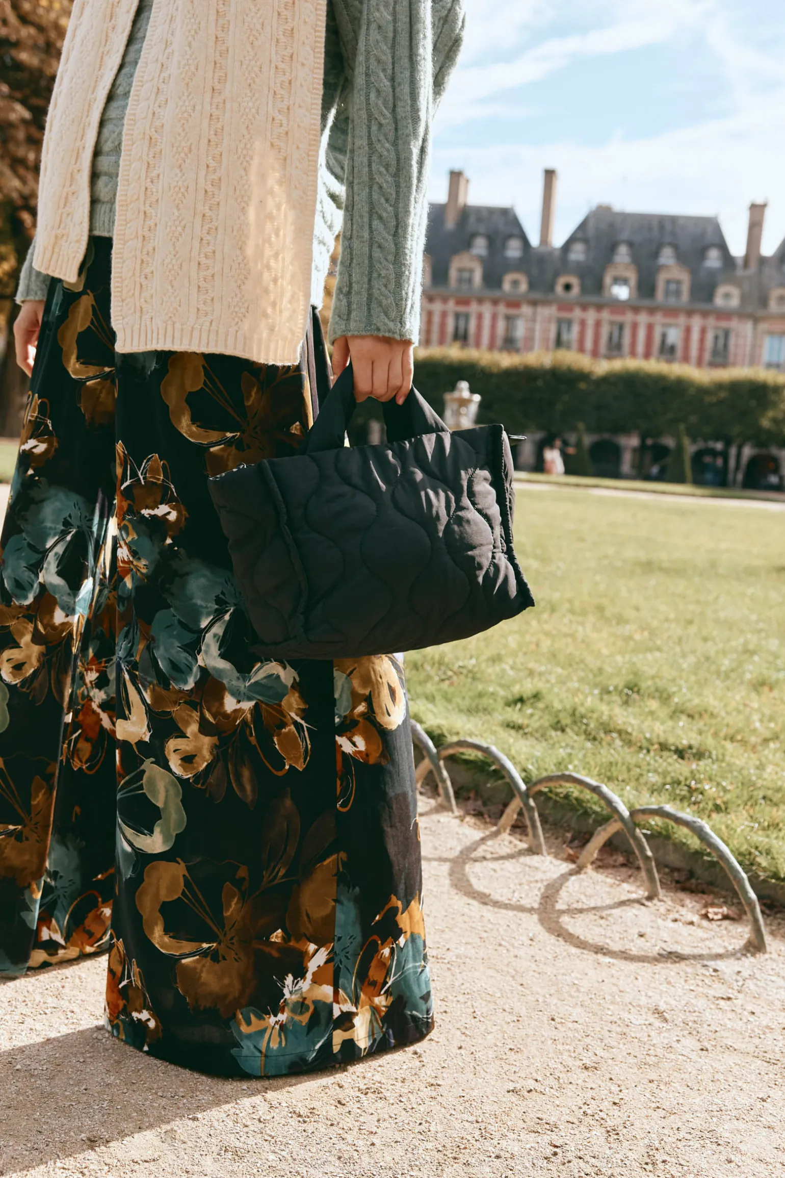 Argo Tote Bag - Black