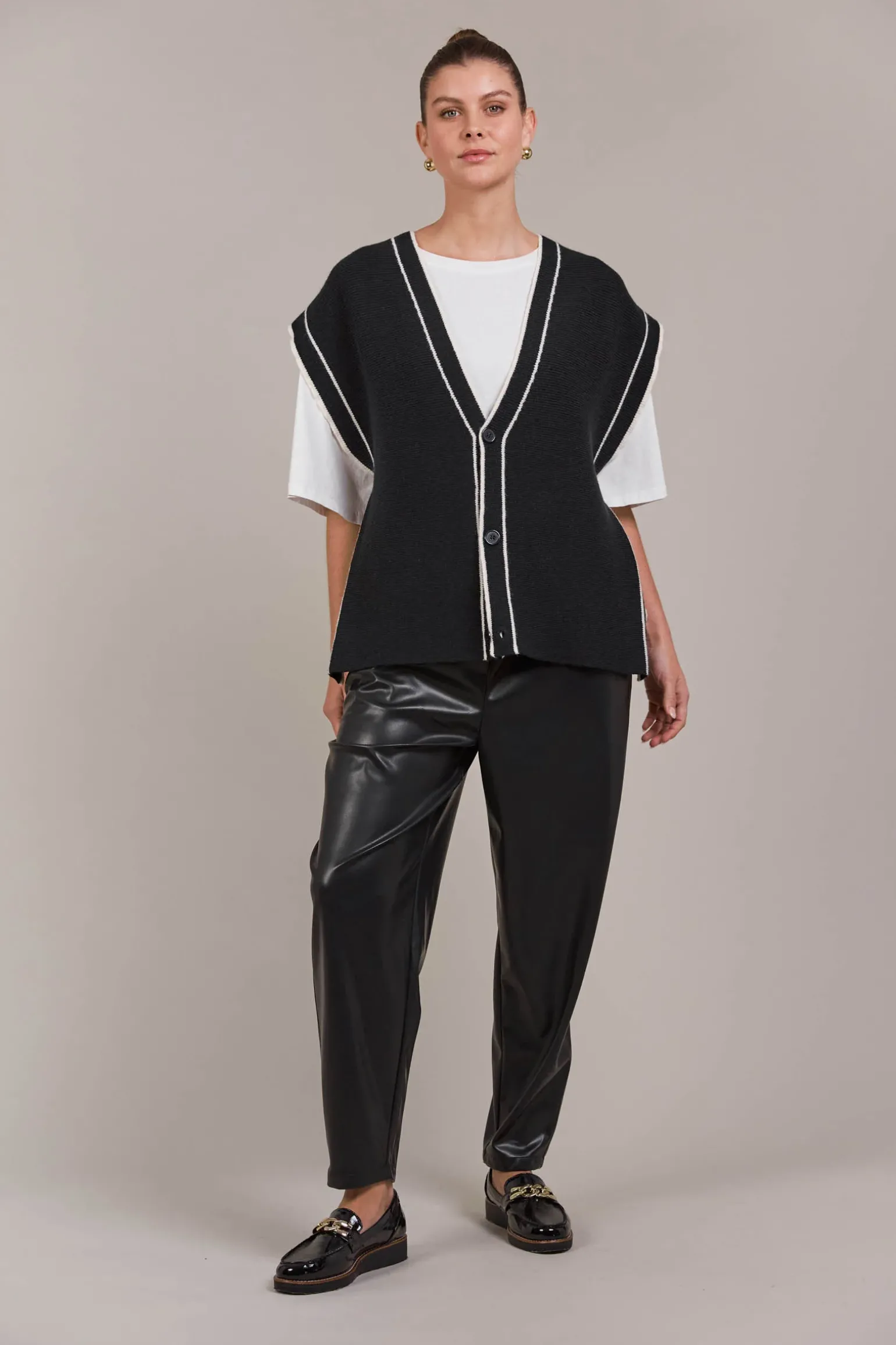 Avino Knit Vest - Black