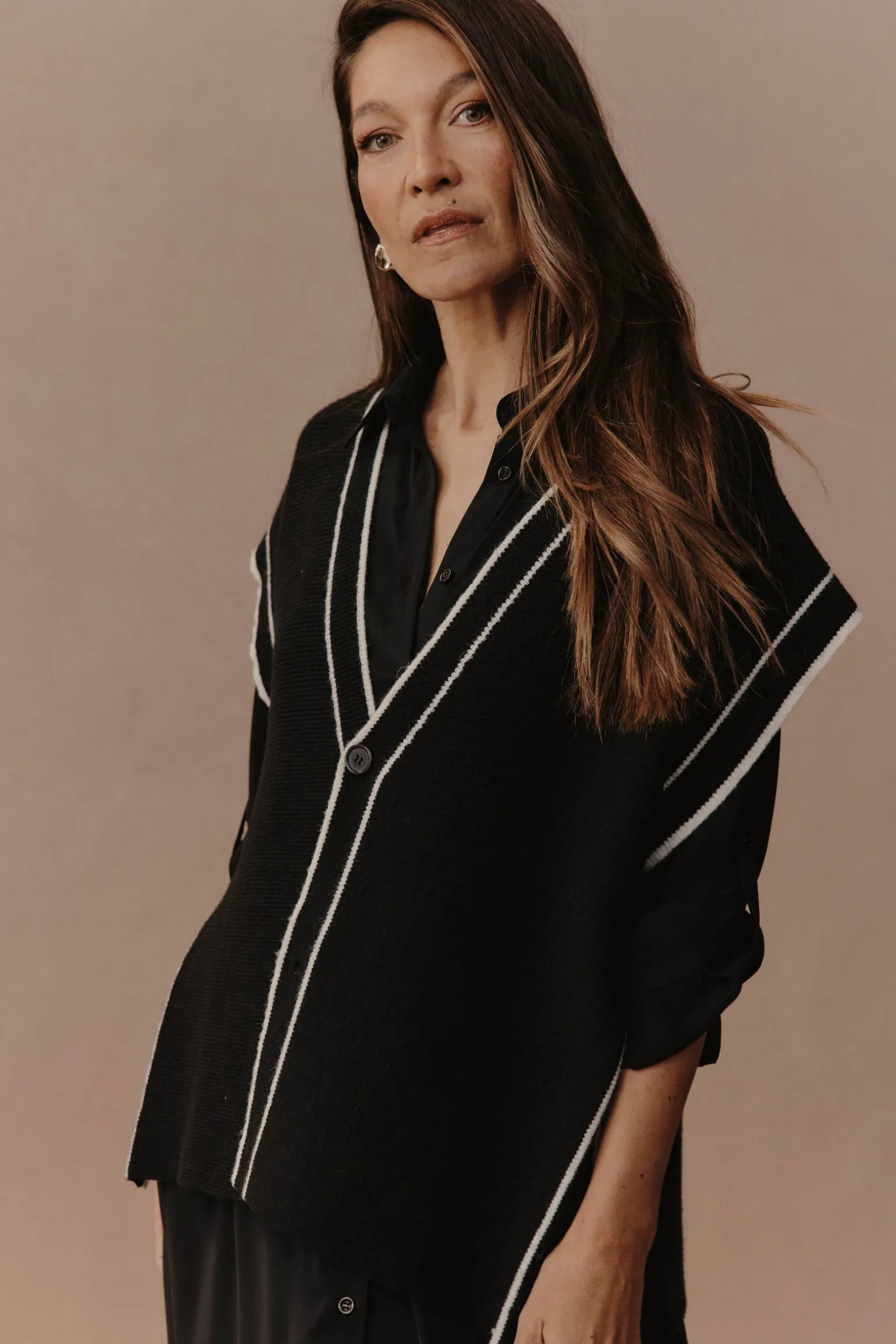 Avino Knit Vest - Black