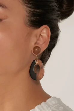 Cay Earring - Tan/Black