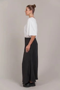 Eden Skirt - Black