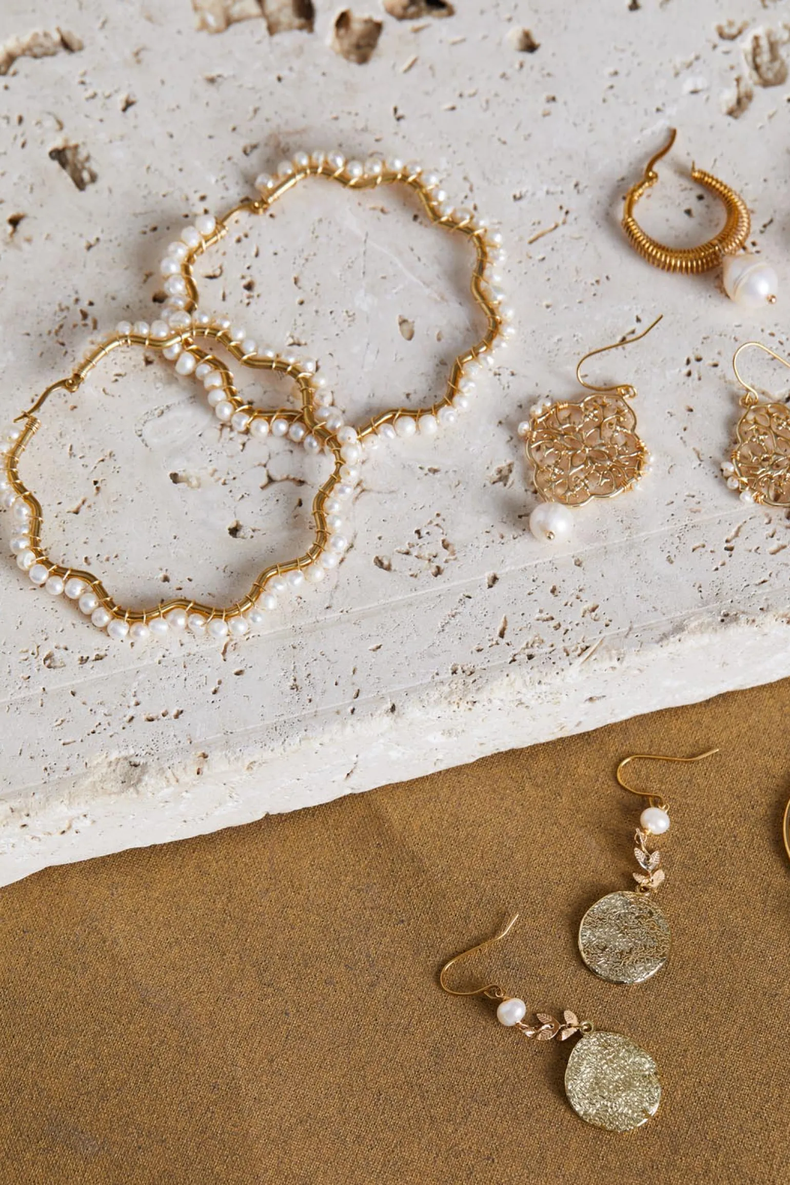 Klein Luxe Earring - Pearl Flower