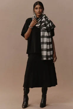 Masa Knit Poncho - Black
