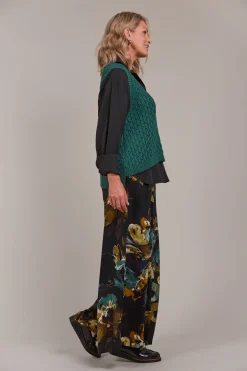 Naviva Vest - Peacock
