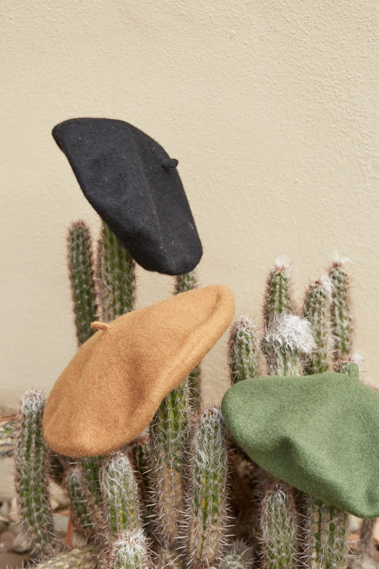 Paarl Beret - Ebony