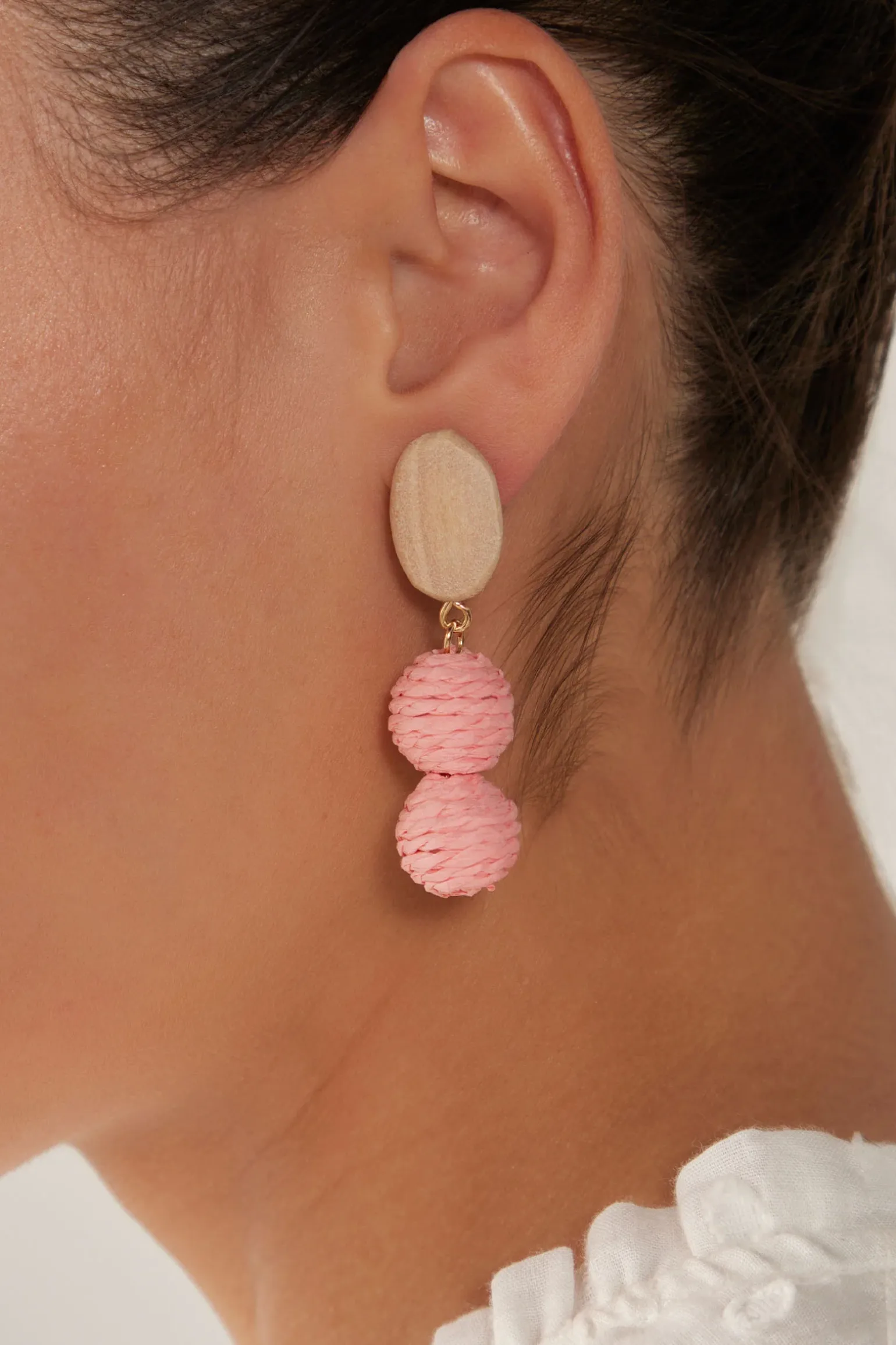 Sojourn Earring - Cameo