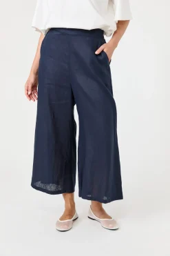 Studio Crop Pant - Navy