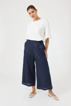 Studio Crop Pant - Navy