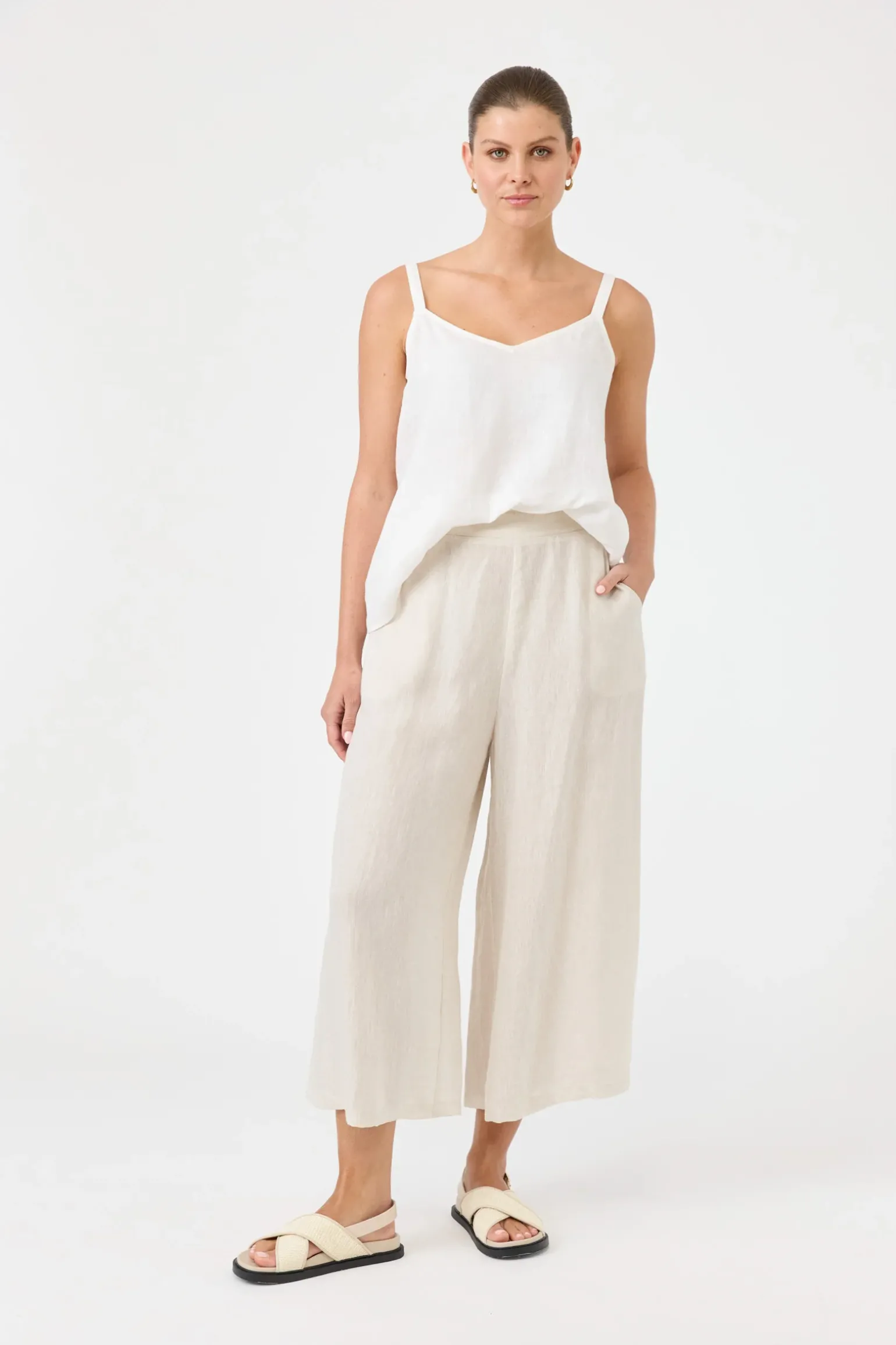 Studio Crop Pant - Tusk