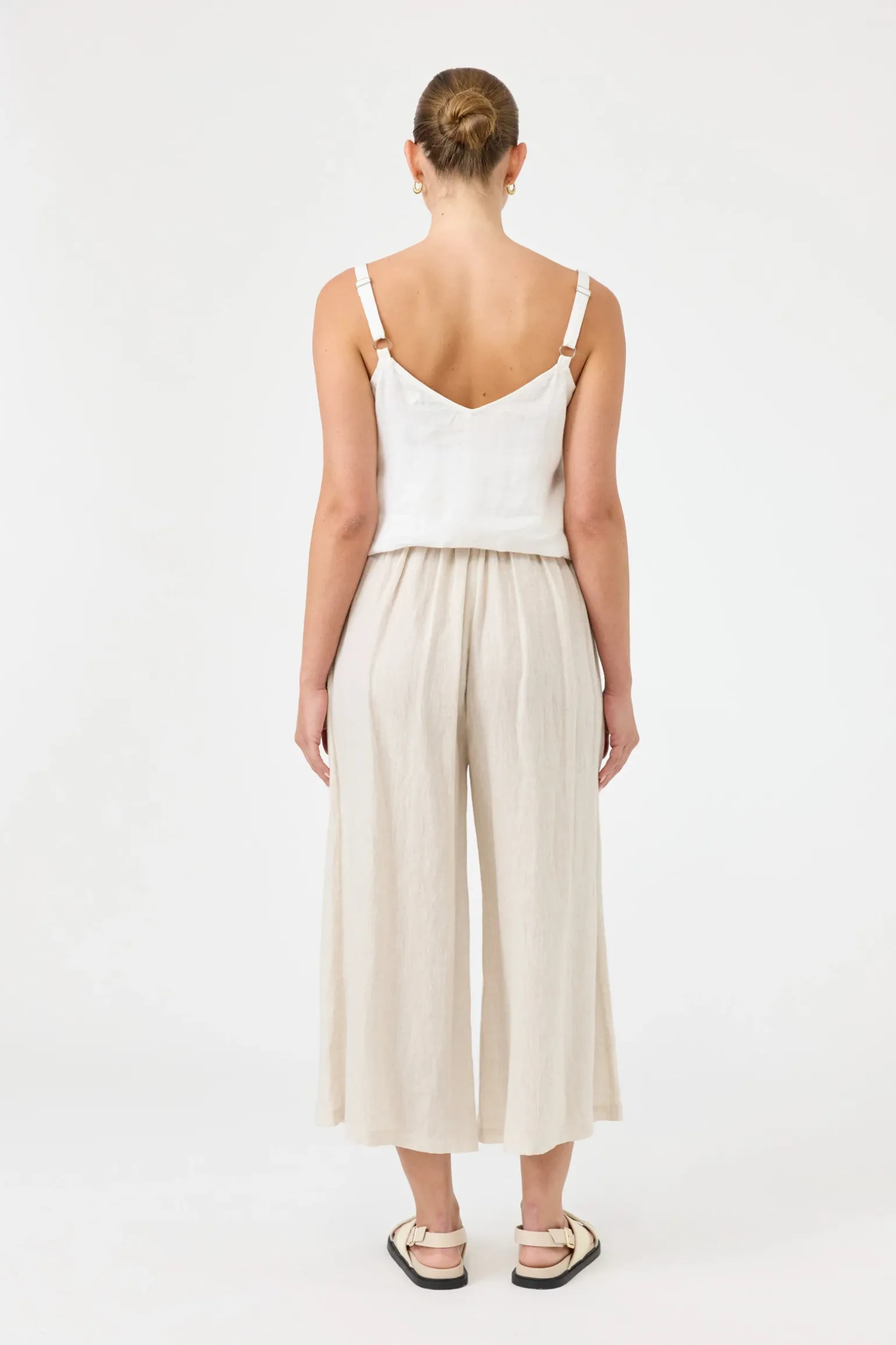Studio Crop Pant - Tusk