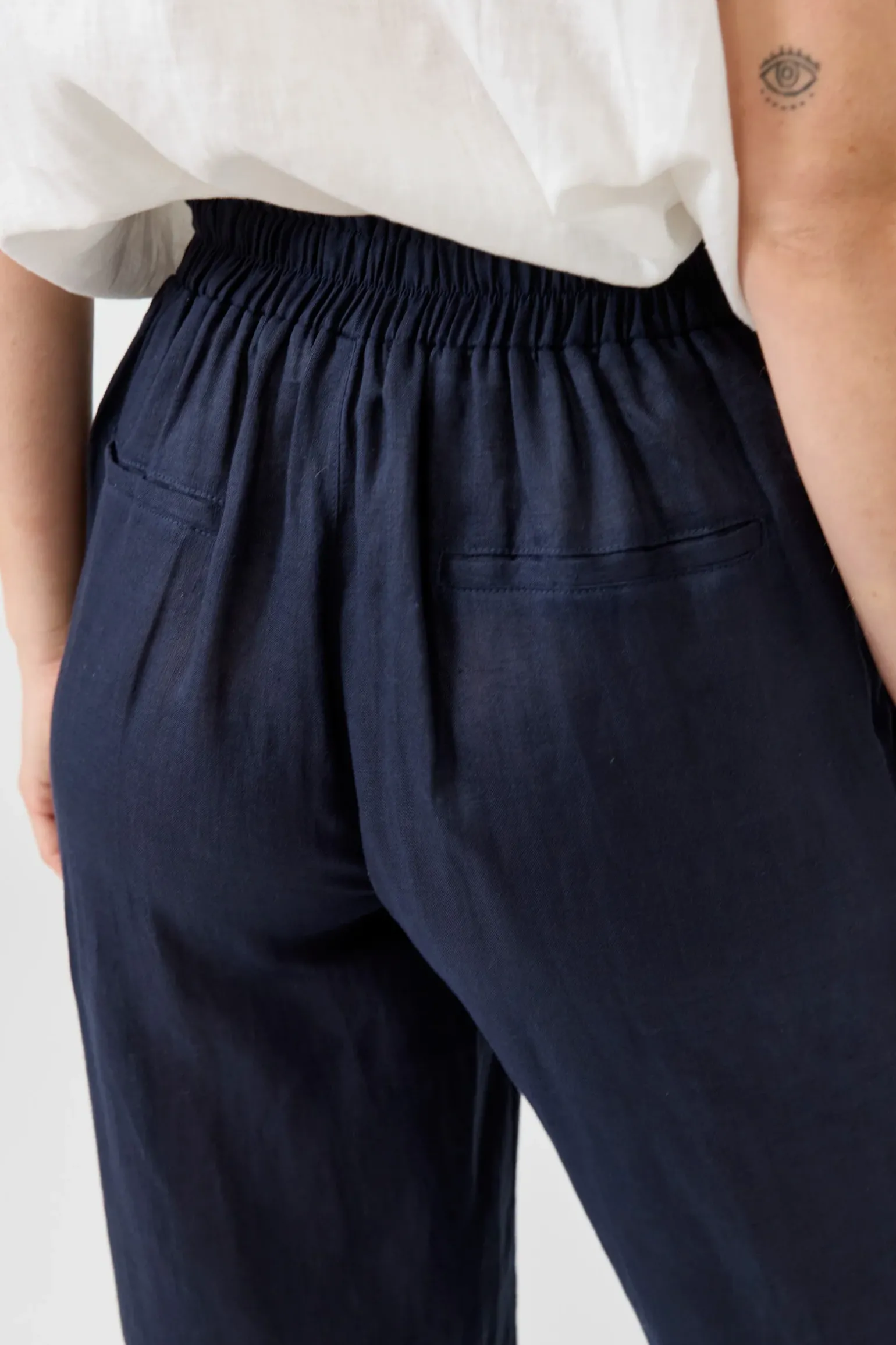 Studio Pant - Navy
