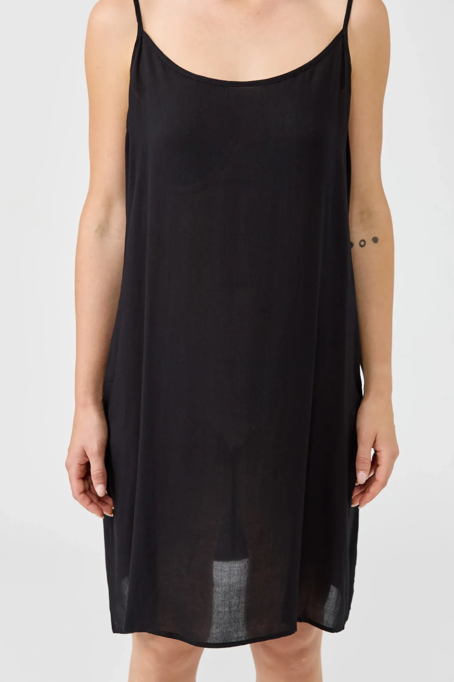 Studio Slip - Ebony