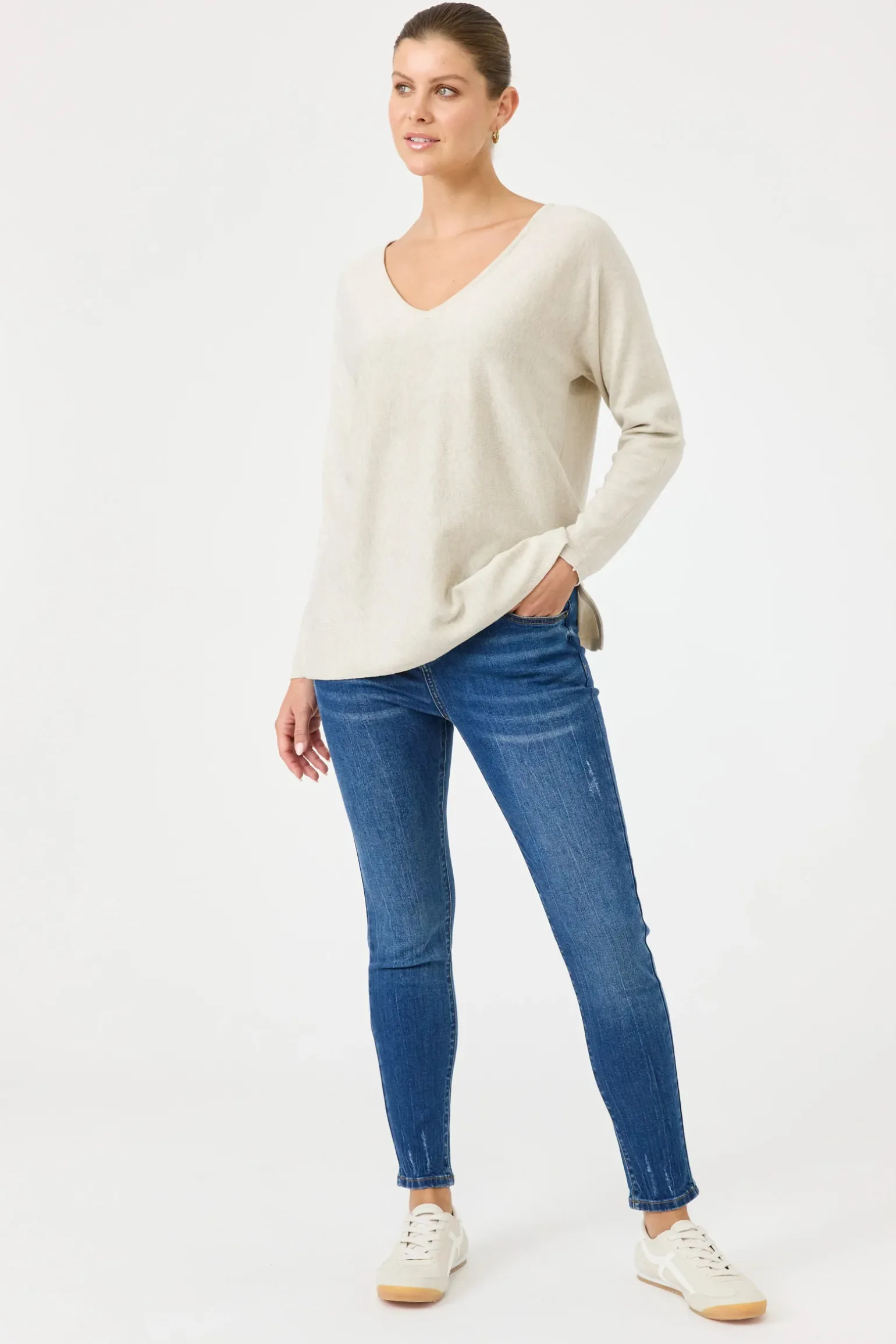 Studio V Knit - Tusk