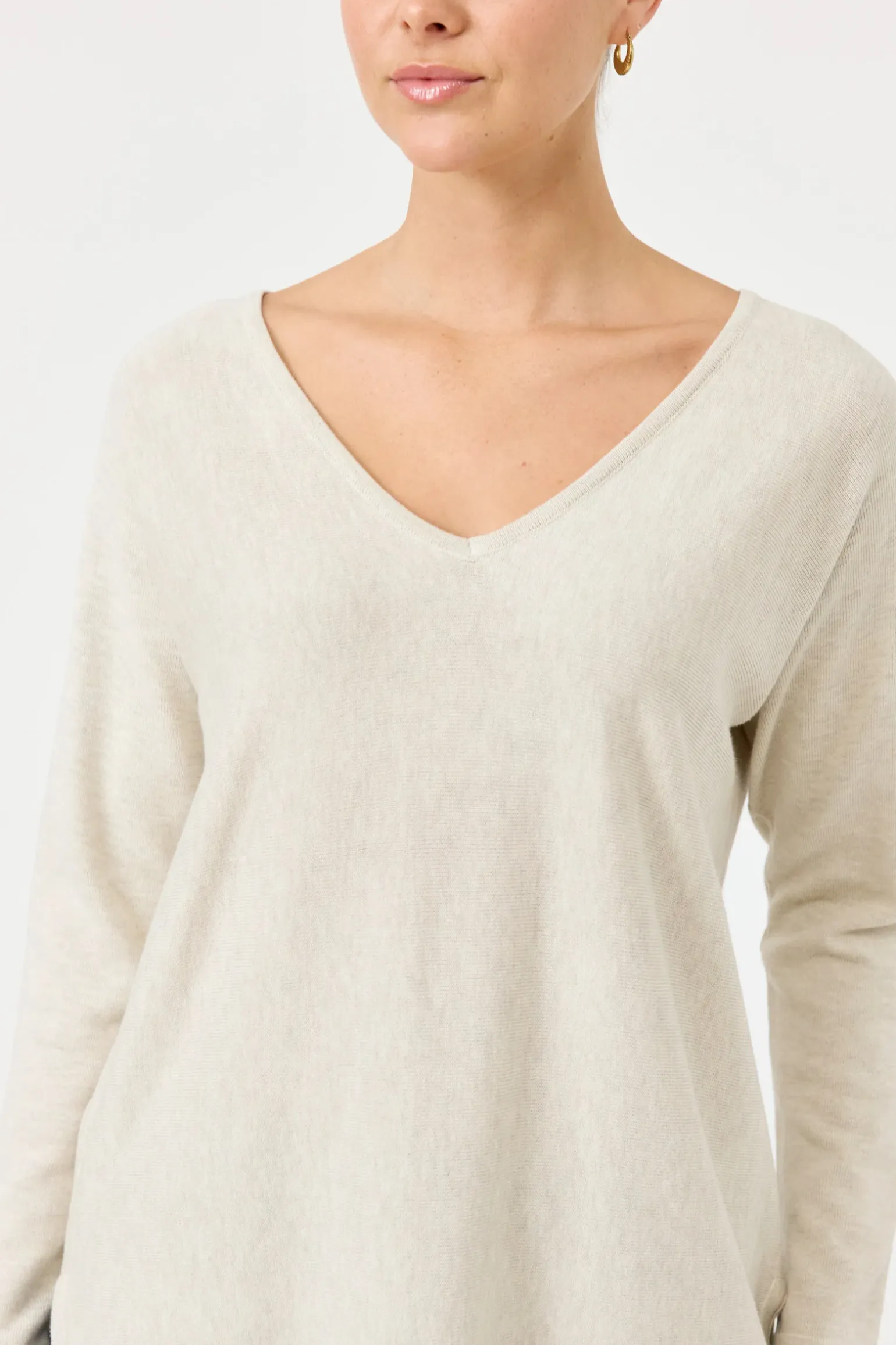 Studio V Knit - Tusk