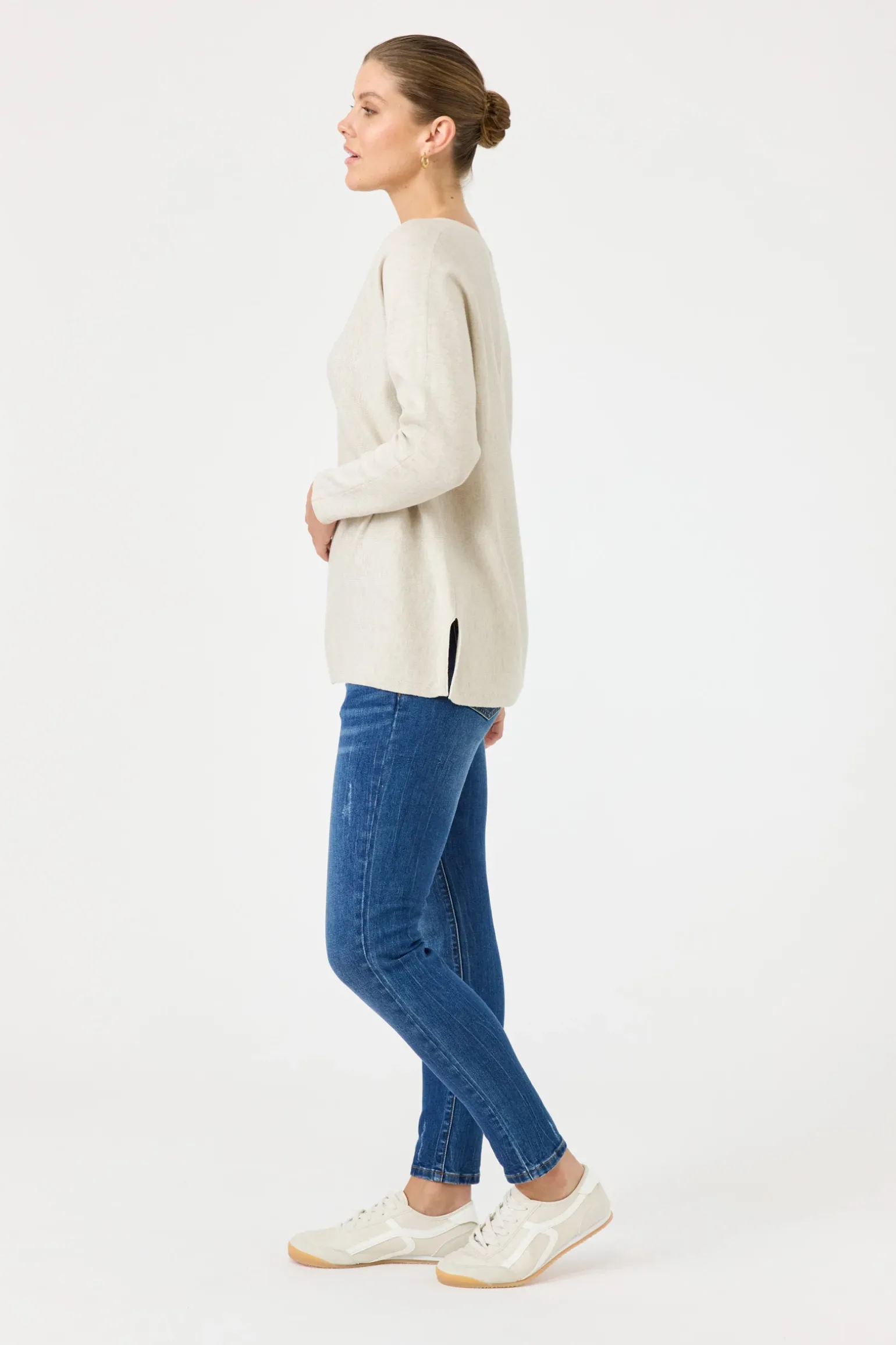 Studio V Knit - Tusk